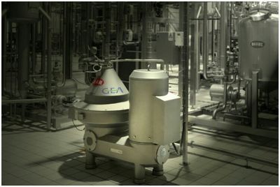 中國乳業(yè)新篇 以鏡頭為橋，《攝影師帶你走進乳品工廠》深度解讀生物制品生產(chǎn)